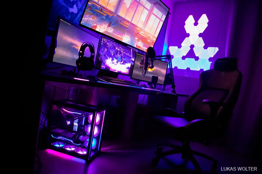 One of my past gaming desk setups